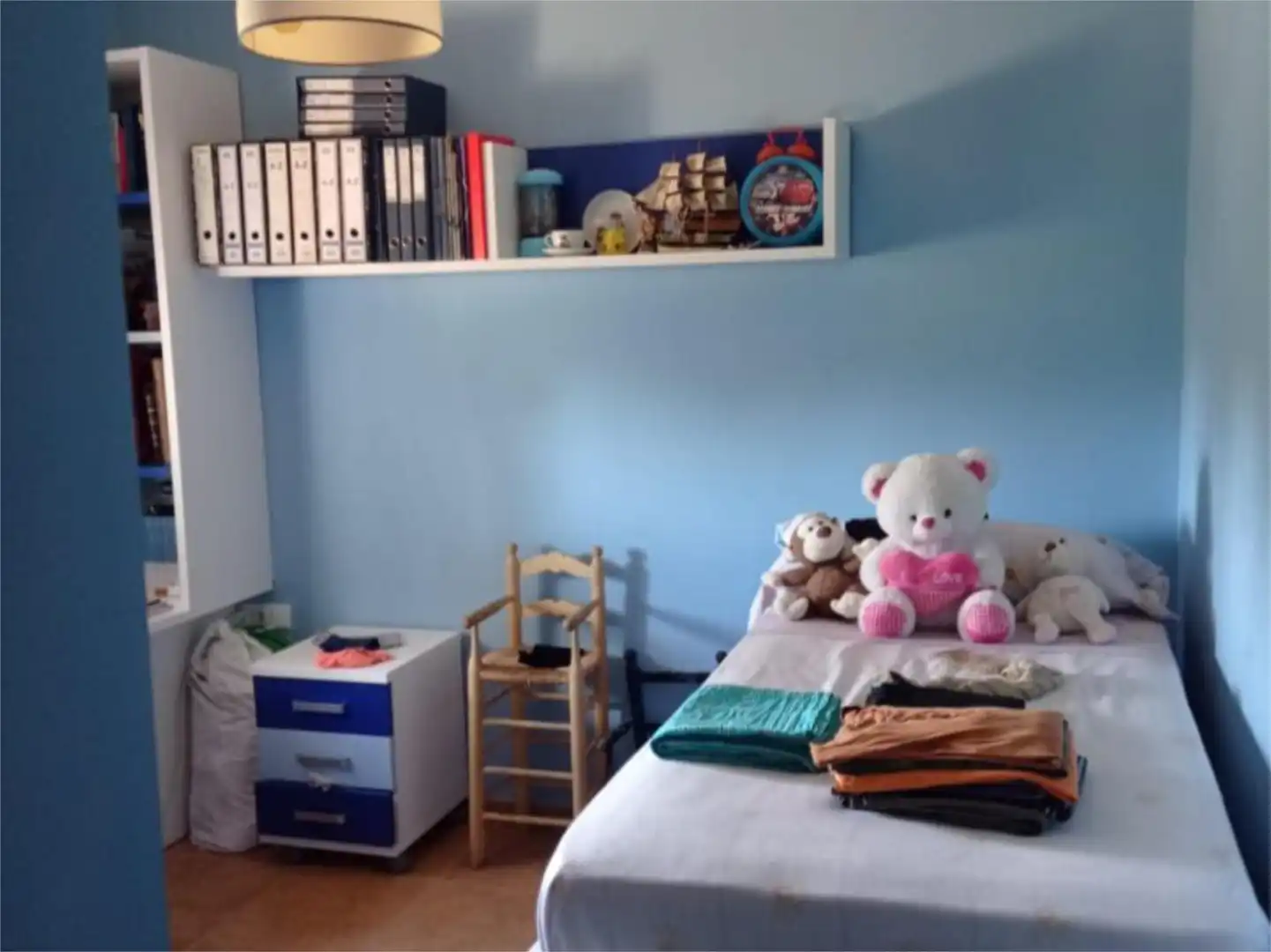 Houses for sale in Calle Santa María de Trassierra, 76, Huerta de la Reina - Trassierra Bedroom of Houses for sale in Córdoba with Air Conditioner, Heating and Private garden