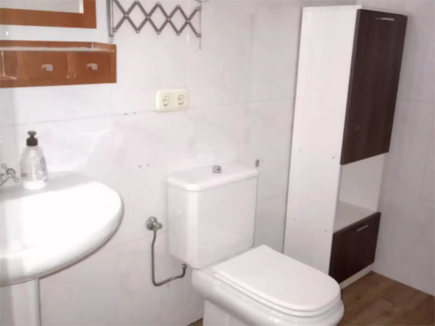 Casa adosada en venta en Calle del Carmen, 3, Alcañiz Baño de Casa adosada en venta en Alcañiz con Aire acondicionado, Terraza y Balcón