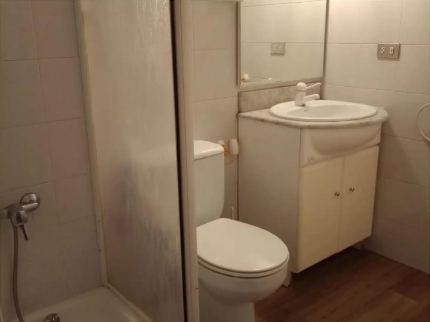 Casa adosada en venta en Calle del Carmen, 3, Alcañiz Baño de Casa adosada en venta en Alcañiz con Aire acondicionado, Terraza y Balcón