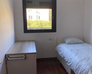 Bedroom of Flat to share in Sant Adrià de Besòs  with Air Conditioner, Heating and Parquet flooring