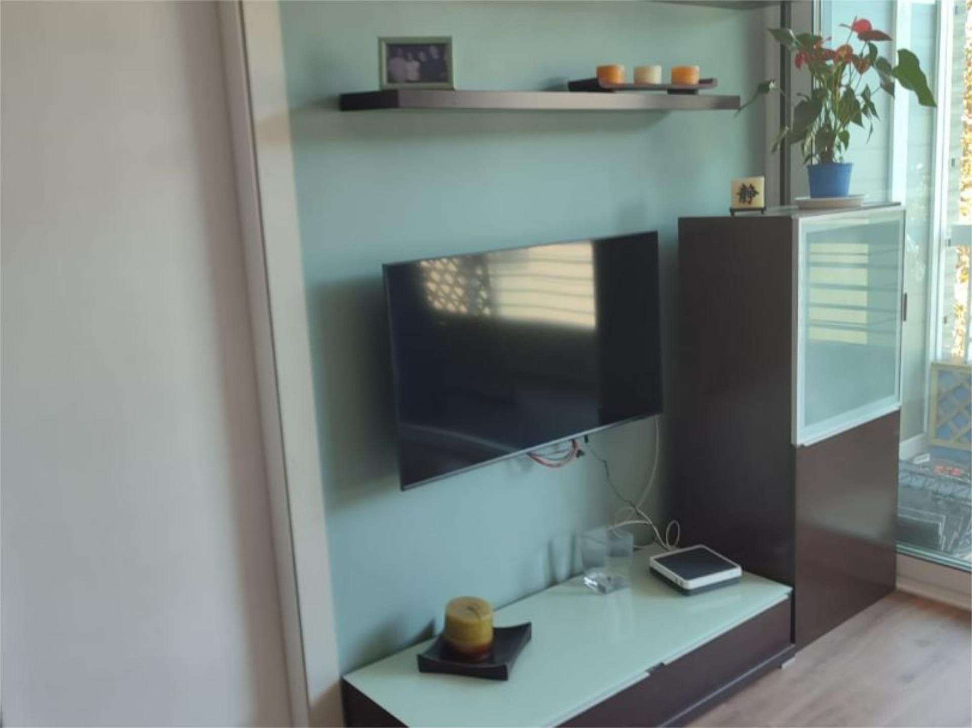 Flat to share in Carrer d'Olzinelles, 2, Sants