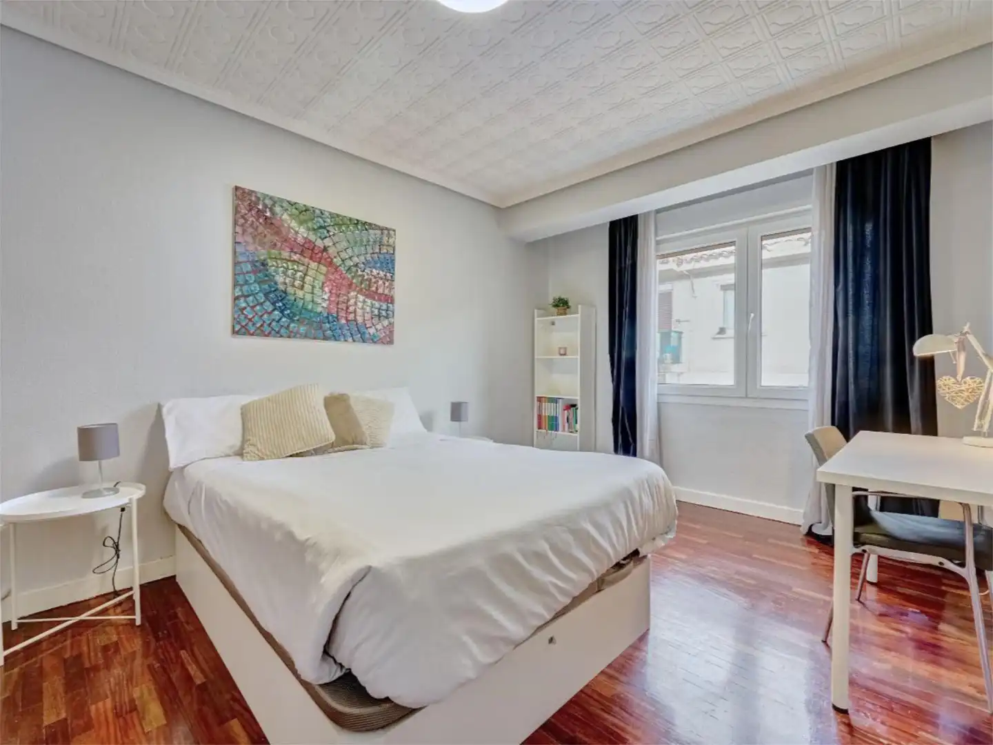 Room in Calle Isaac Albéniz, 15, Milagrosa Bedroom of Flat for share in Pamplona / Iruña with Heating, Parquet flooring and Furnished