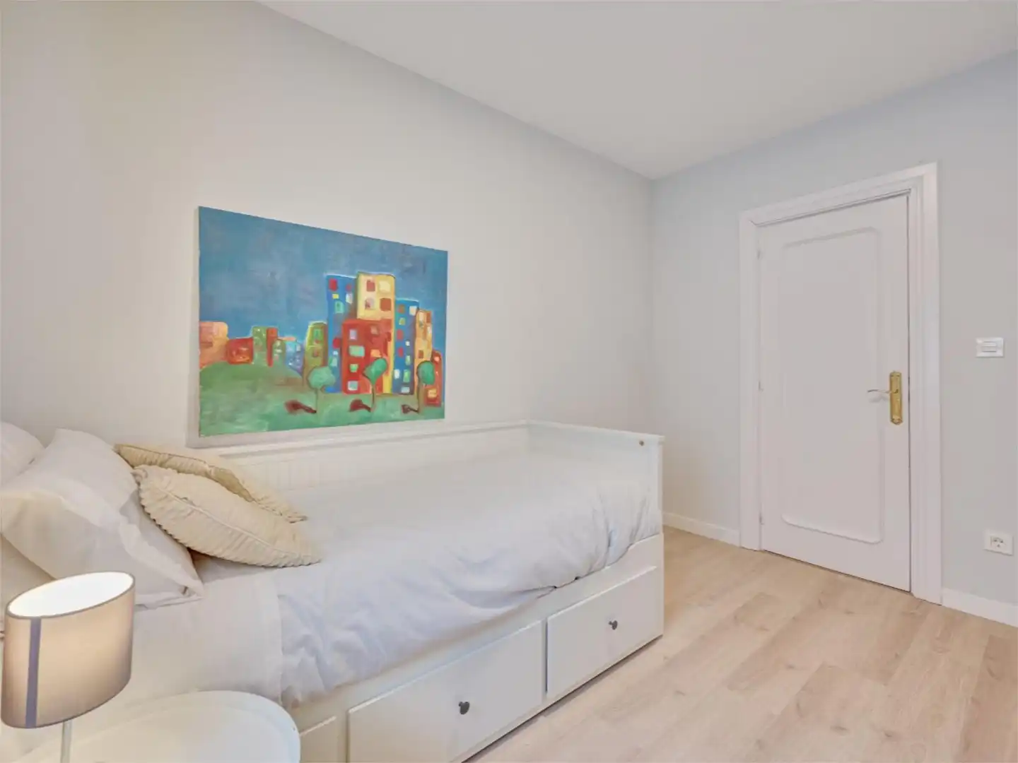 Room in Calle Isaac Albéniz, 15, Milagrosa Bedroom of Flat for share in Pamplona / Iruña with Heating, Parquet flooring and Furnished