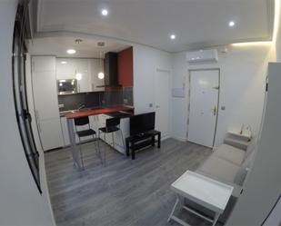 Living room of Apartment to rent in  Madrid Capital  with Air Conditioner, Heating and Furnished