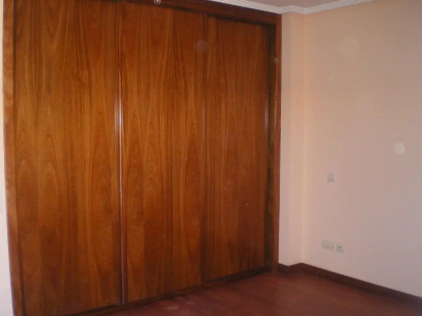 Piso de alquiler en Calle Carmen Martin Gaite, 72, Hervencias Habitación de Piso de alquiler en Ávila con Calefacción, Jardín privado y Parquet