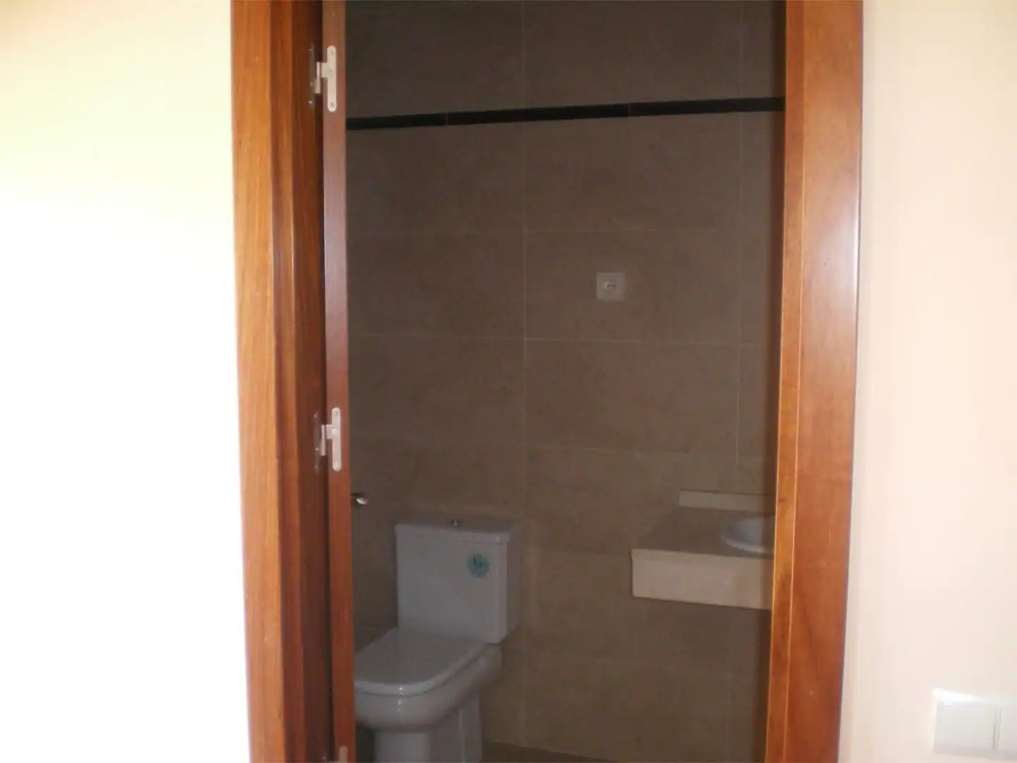 Piso de alquiler en Calle Carmen Martin Gaite, 72, Hervencias Baño de Piso de alquiler en Ávila con Calefacción, Jardín privado y Parquet
