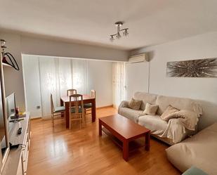 Living room of Flat to share in  Granada Capital  with Air Conditioner, Heating and Parquet flooring