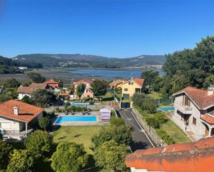 Vista exterior de Casa o xalet en venda en Vilaboa amb Terrassa