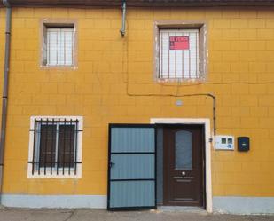 Vista exterior de Casa o xalet en venda en Cañizo amb Calefacció i Moblat