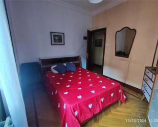 Bedroom of Flat to share in Bilbao   with Heating