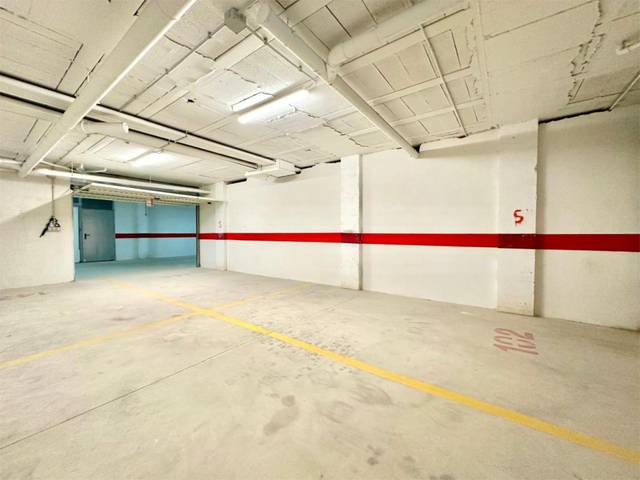 Garaje en Alquiler en Calle Navel, 2 en Zeniamar - Horizonte - La Campana