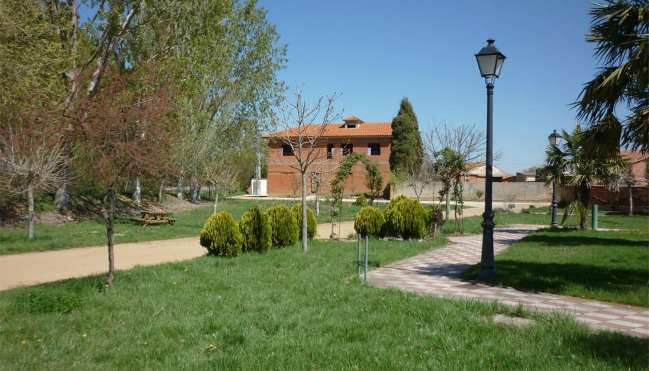 Photo 1 of Single-family semi-detached for sale in Calle Real, 24, Villabrázaro, Zamora