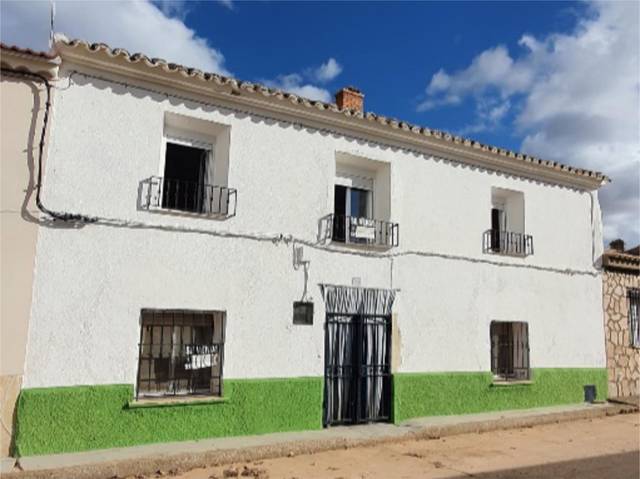 Piso en Venta en Calle Cantón, 23 en Torrejoncillo del Rey