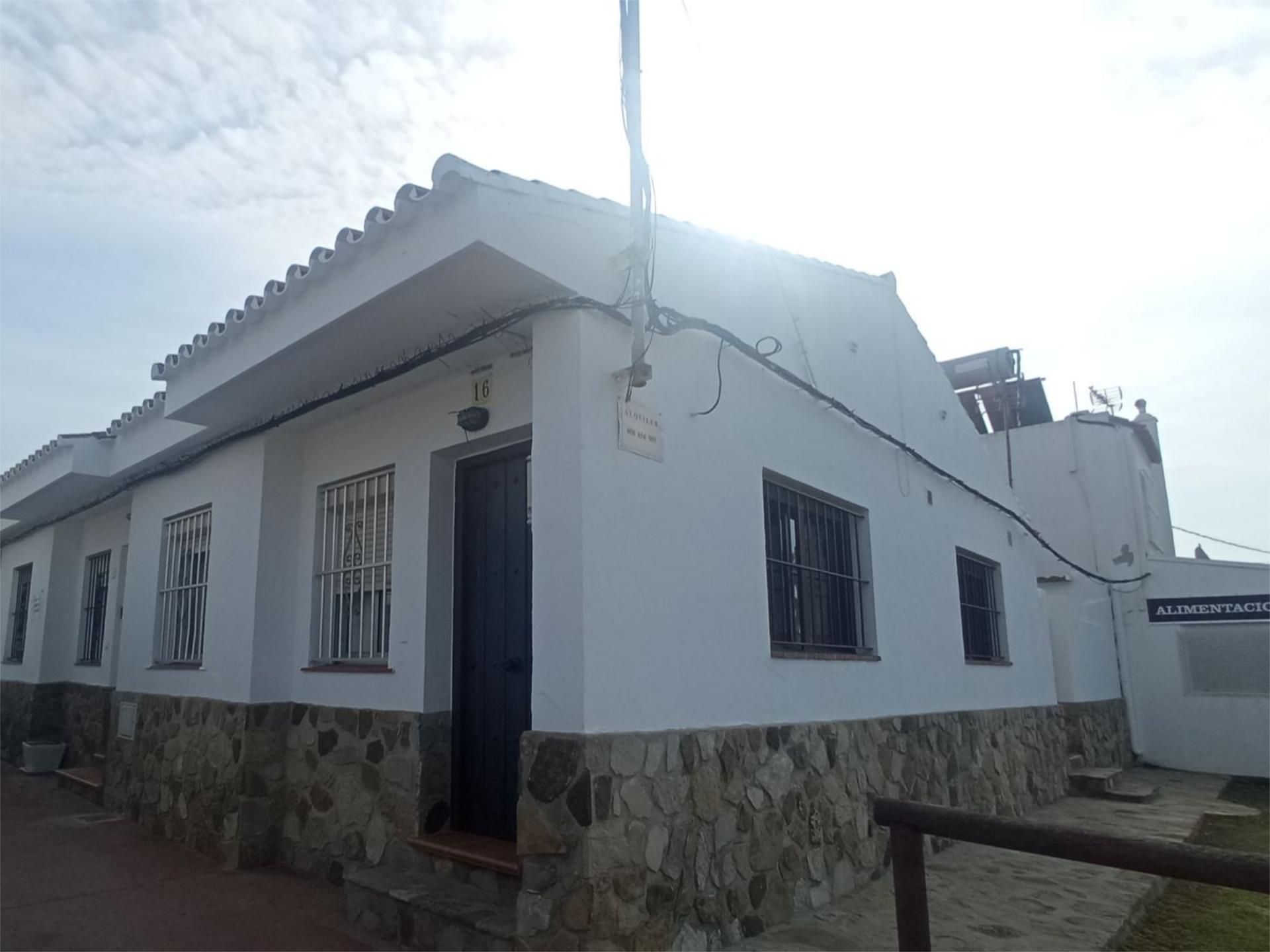 Exterior view of Single-family semi-detached for sale in Tarifa  with Private garden, Terrace and Storage room
