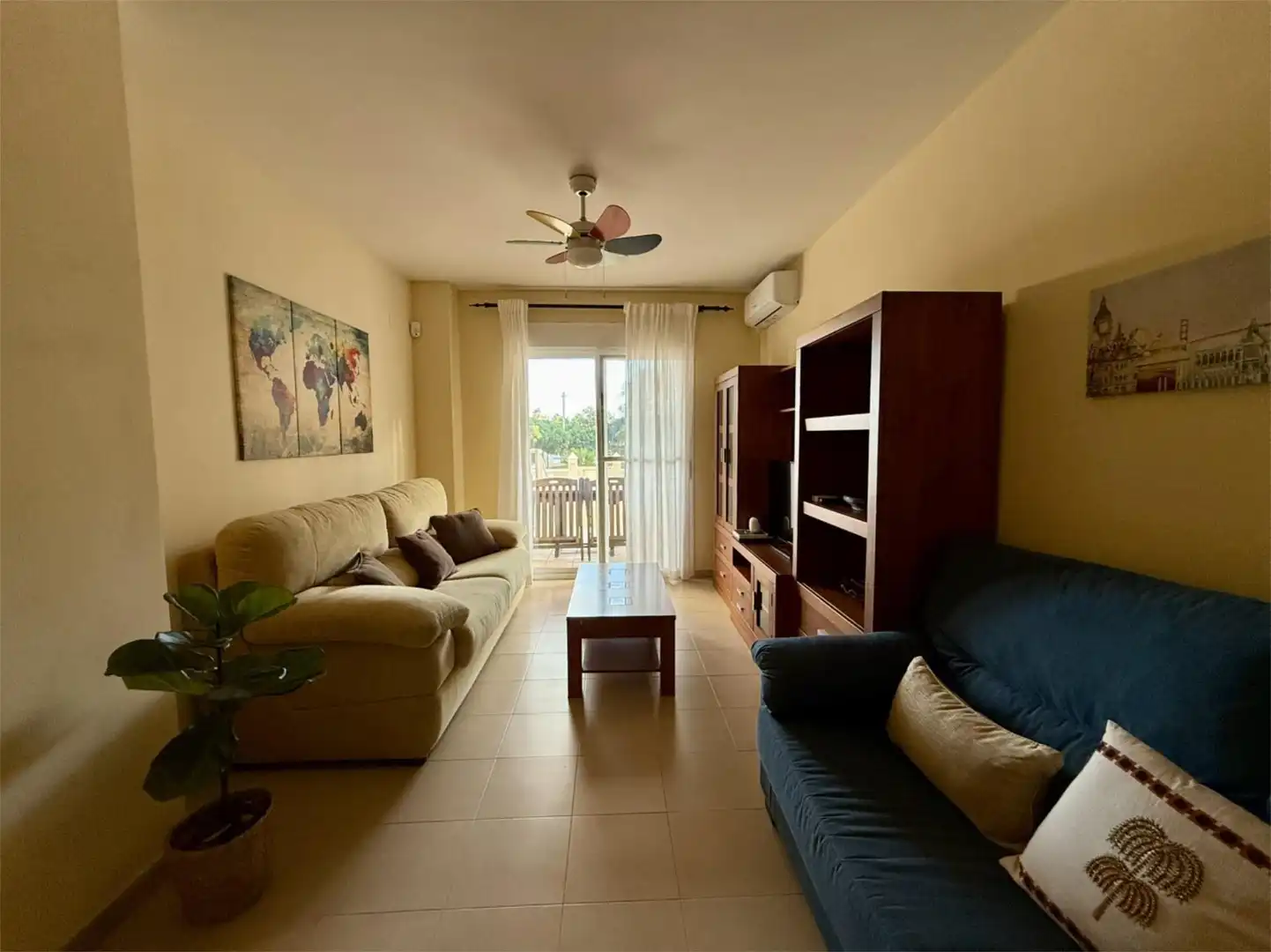 Piso en venta en Calle Salazón, 2, Almerimar Sala de estar de Piso en venta en El Ejido con Aire acondicionado, Calefacción y Terraza