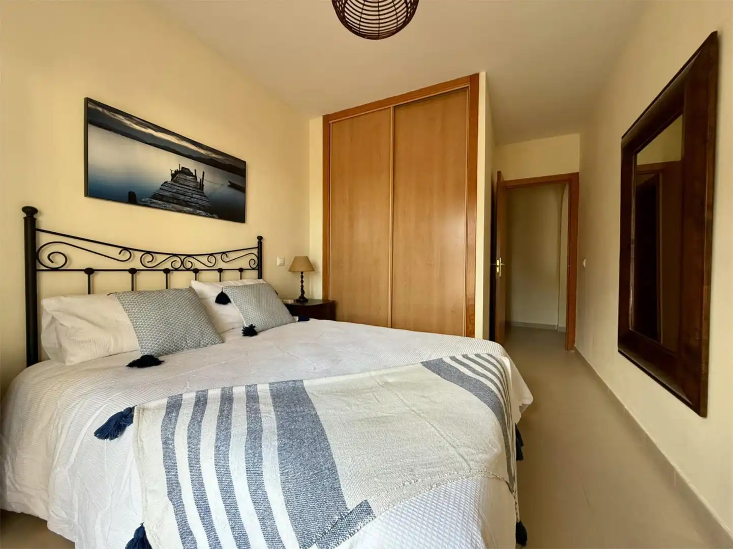 Piso en venta en Calle Salazón, 2, Almerimar Habitación de Piso en venta en El Ejido con Aire acondicionado, Calefacción y Terraza