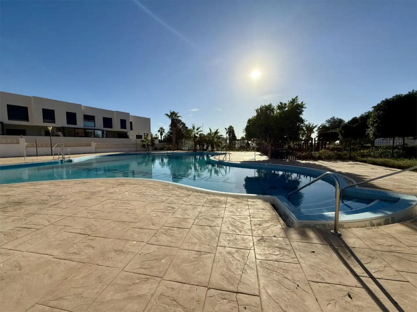 Piso en venta en Calle Salazón, 2, Almerimar Piscina de Piso en venta en El Ejido con Aire acondicionado, Calefacción y Terraza