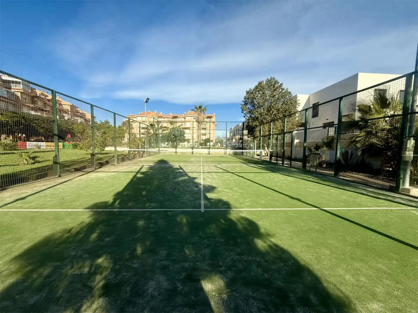 Piso en venta en Calle Salazón, 2, Almerimar Vista exterior de Piso en venta en El Ejido con Aire acondicionado, Calefacción y Terraza