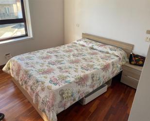 Bedroom of Flat to rent in Oleiros  with Private garden, Parquet flooring and Storage room