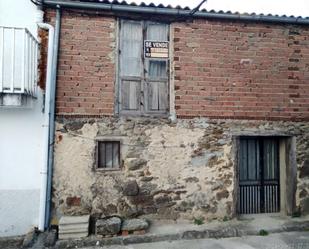 Vista exterior de Local en venda en Puerto Castilla amb Moblat