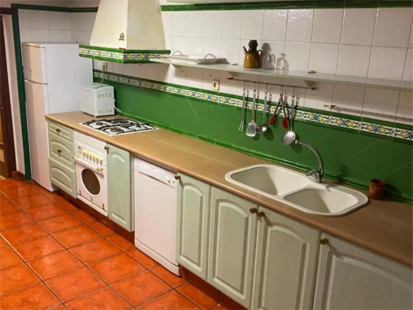 Casa adosada en venta en Carrer Mestre Ferreres, 12, Rossell Cocina de Casa adosada en venta en Rossell con Terraza y Amueblado