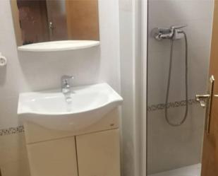 Bathroom of Flat to share in Pedreguer  with Furnished