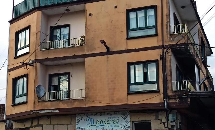 Casa adosada en venda a Rúa Pousiña, 40, Maside, Ourense - imatge 1 Foto 1 de Casa adosada en venda a Rúa Pousiña, 40, Maside, Ourense