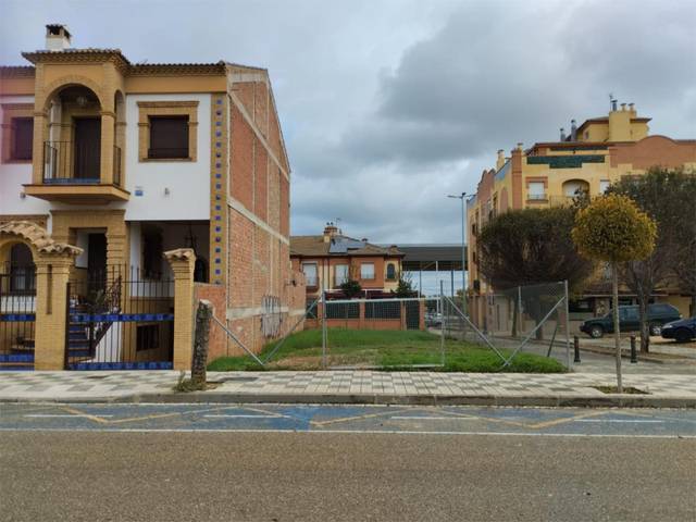 Terreno en Venta en Calle Mariana Pineda, 15 en Andújar