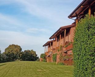 Vista exterior de Pis en venda en Cabanillas del Campo amb Terrassa i Piscina