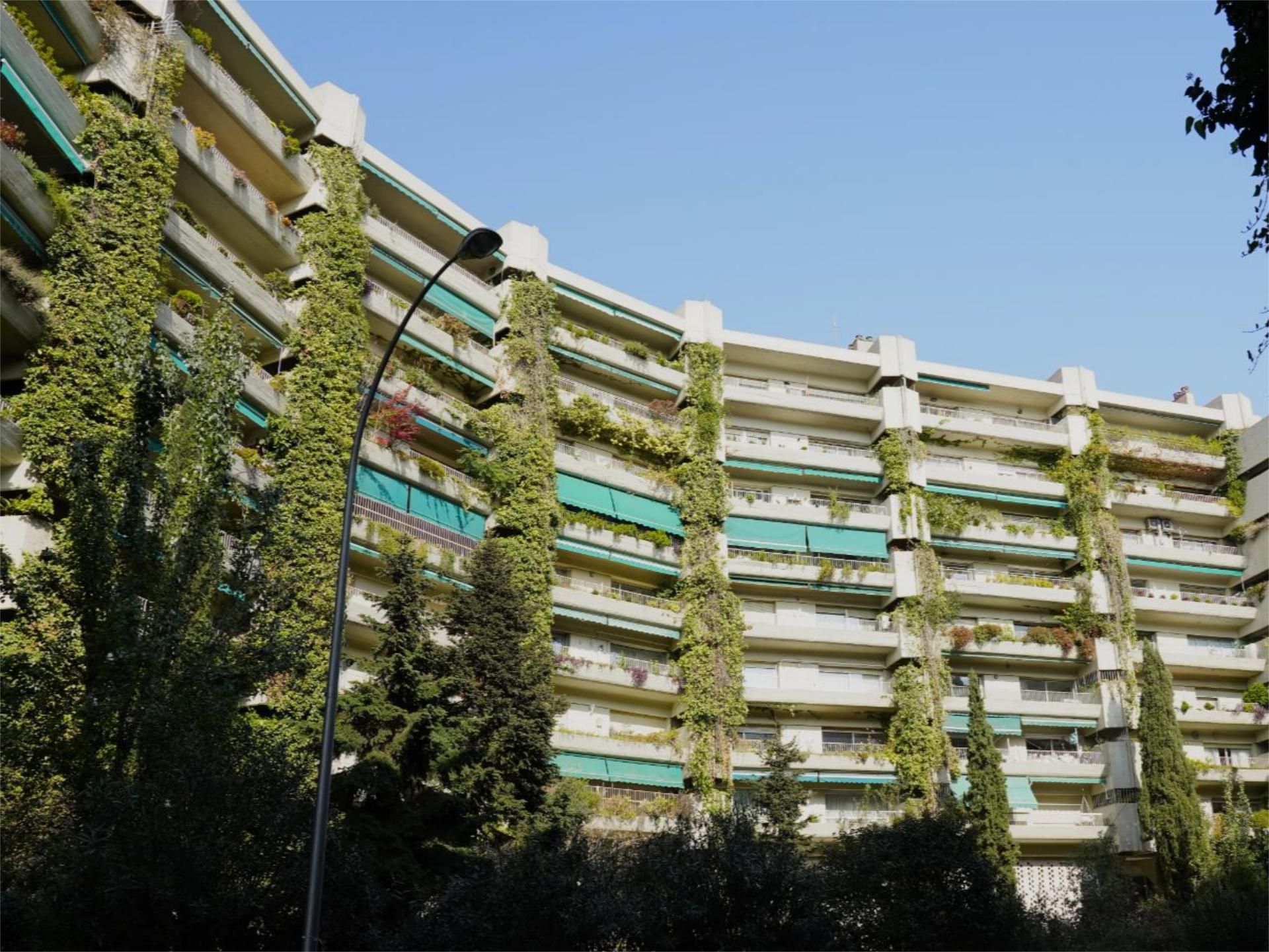 Vista exterior de Pis en venda en  Madrid Capital amb Balcó