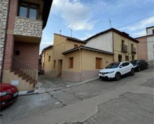 Exterior view of House or chalet for sale in Mucientes