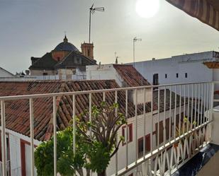 Vista exterior de Àtic de lloguer en  Sevilla Capital