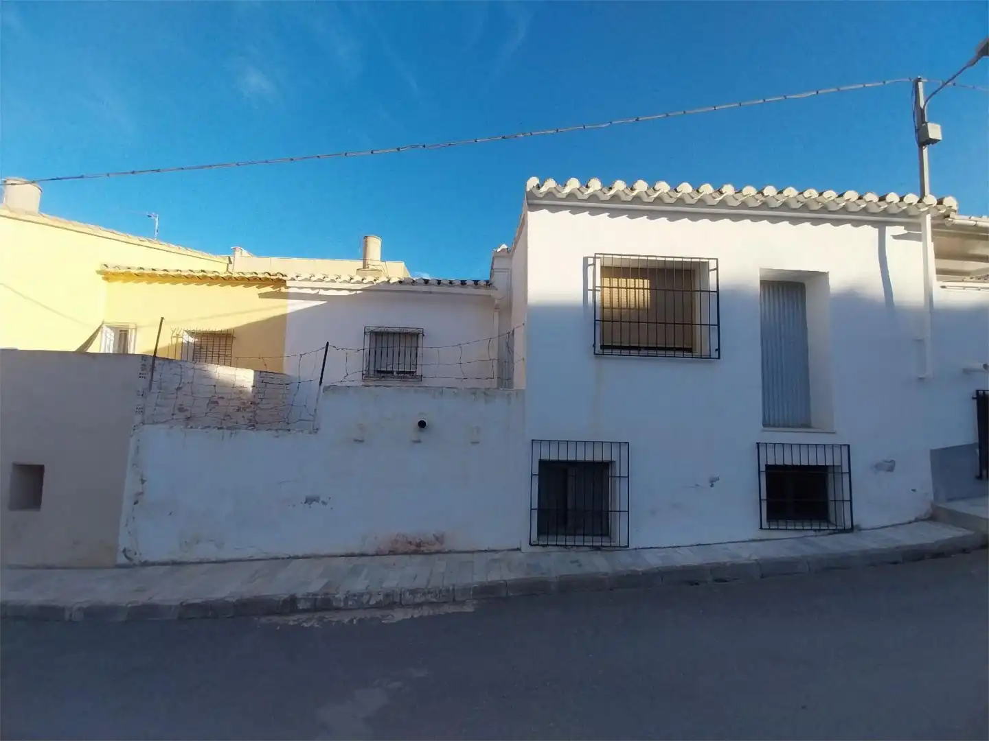 Casa adosada en venda a Calle de Almeria, 47, Purchena Vista exterior de Casa adosada en venda en Purchena amb Terrassa i Balcó