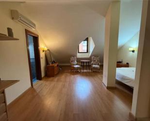 Bedroom of Flat to share in Linares