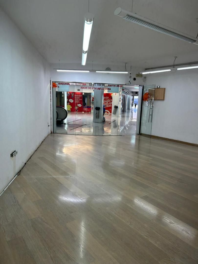 Local en venda en Ripollet