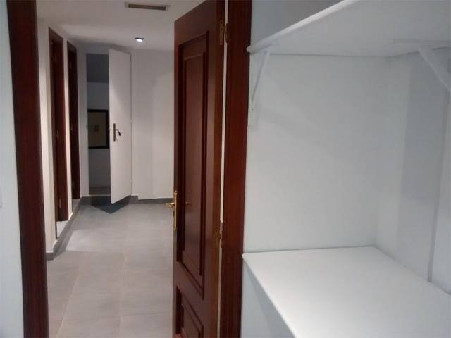 Local comercial en Venta en Avenida Federico García Expósito, 2 en Ares
