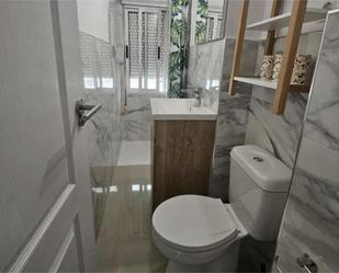 Bathroom of Apartment for sale in Avilés