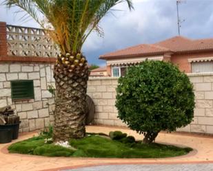 Garden of House or chalet for sale in Villa del Prado  with Air Conditioner, Terrace and Swimming Pool