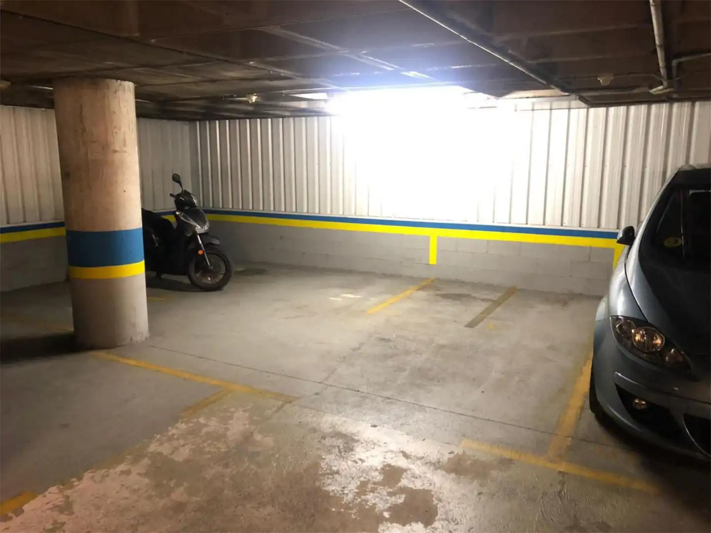 Garage zur Miete in Carrer Mestre Candi, 5, Sant Josep Parkplatz von Garage zur Miete in L'Hospitalet de Llobregat