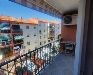 Exterior view of Flat for sale in Marbella  with Terrace, Furnished and Balcony