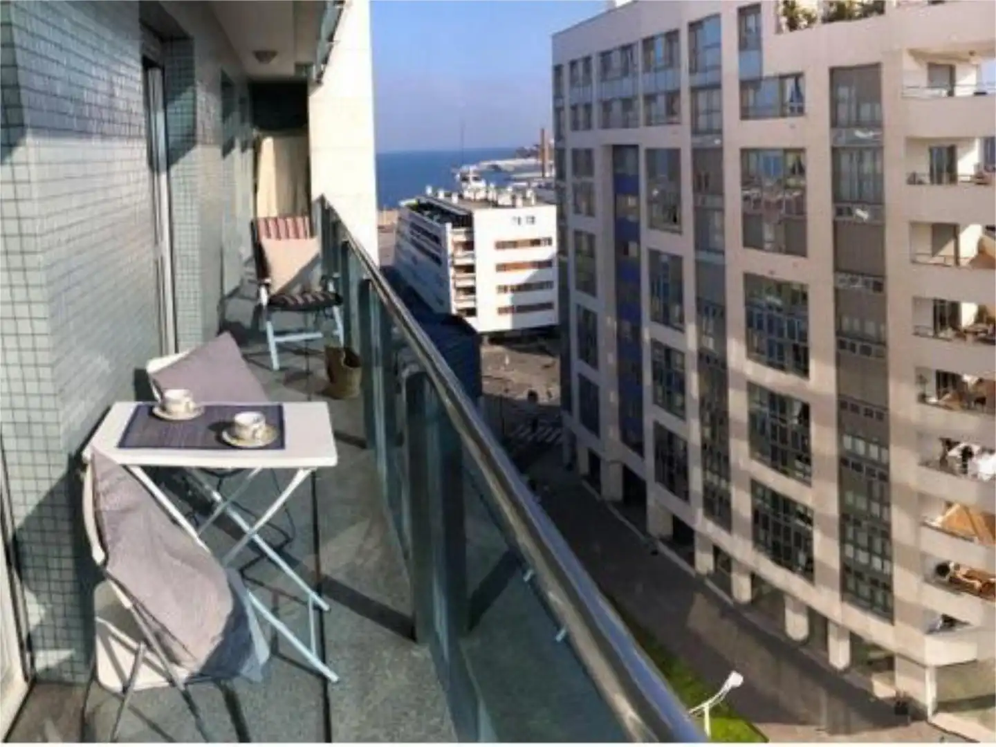 Pis de lloguer a Avenida de José Manuel Palacio Álvarez, 22, El Natahoyo Terrassa de Pis de lloguer en Gijón amb Calefacció, Parquet i Terrassa