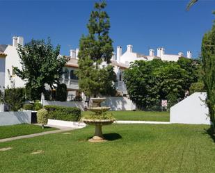 Jardí de Casa o xalet de lloguer en Benalmádena amb Aire condicionat, Calefacció i Jardí privat