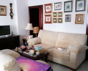 Living room of Flat for sale in  Cádiz Capital  with Terrace and Balcony