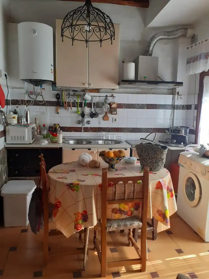Casa adosada en venda a Calle Carlos Mendoza, 64, Ohanes Cuina de Casa adosada en venda en Ohanes amb Calefacció, Terrassa i Moblat