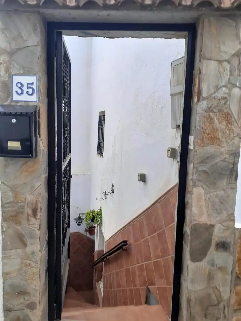 Casa adosada en venda a Calle Carlos Mendoza, 64, Ohanes Casa adosada en venda en Ohanes amb Calefacció, Terrassa i Moblat