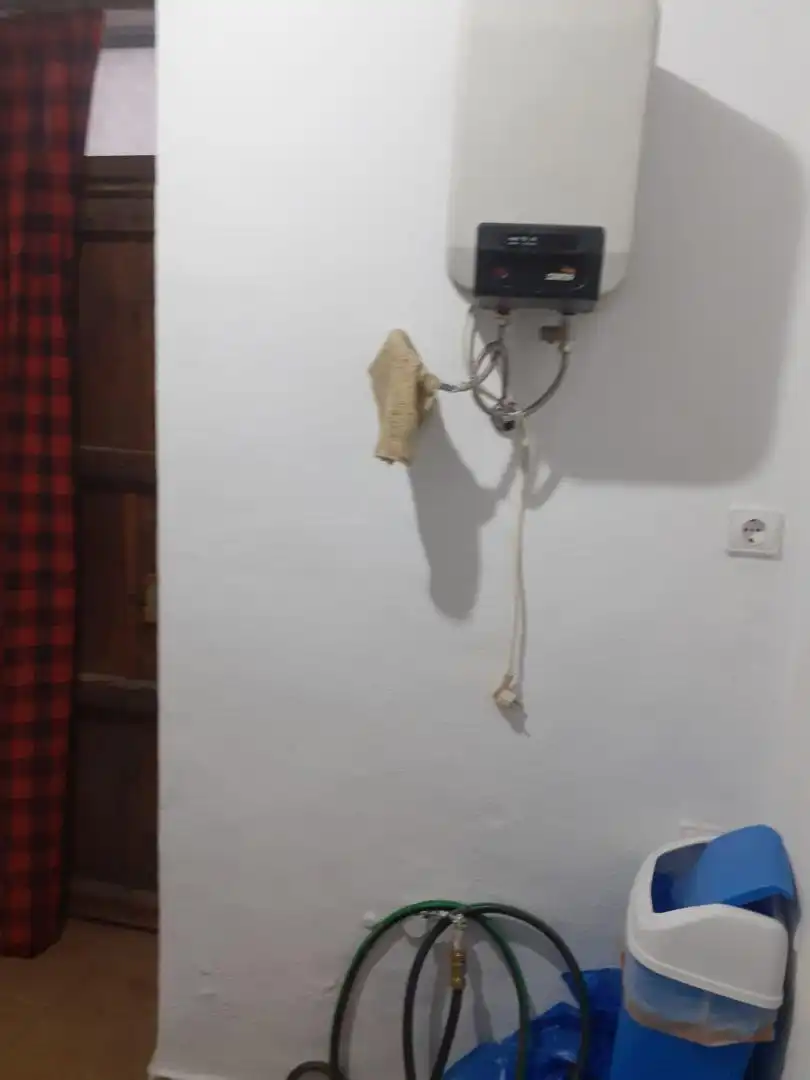 Casa adosada en venda a Calle Carlos Mendoza, 64, Ohanes Dormitori de Casa adosada en venda en Ohanes amb Calefacció, Terrassa i Moblat