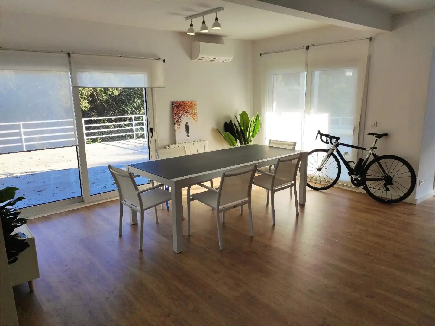 Casa o chalet de alquiler en Veinat dels Termes, 98, Sant Martí de Llémena Comedor de Casa o chalet de alquiler en Sant Martí de Llémena con Aire acondicionado, Calefacción y Jardín privado