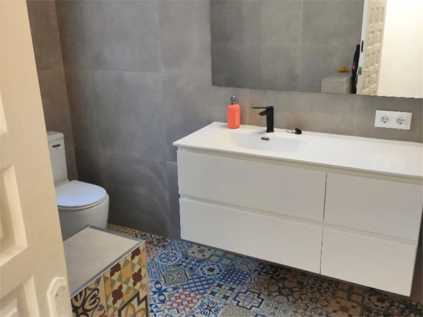 Casa o chalet de alquiler en Veinat dels Termes, 98, Sant Martí de Llémena Baño de Casa o chalet de alquiler en Sant Martí de Llémena con Aire acondicionado, Calefacción y Jardín privado