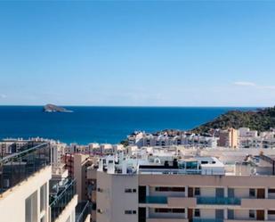 Vista exterior de Apartament en venda en Villajoyosa / La Vila Joiosa amb Aire condicionat, Terrassa i Piscina