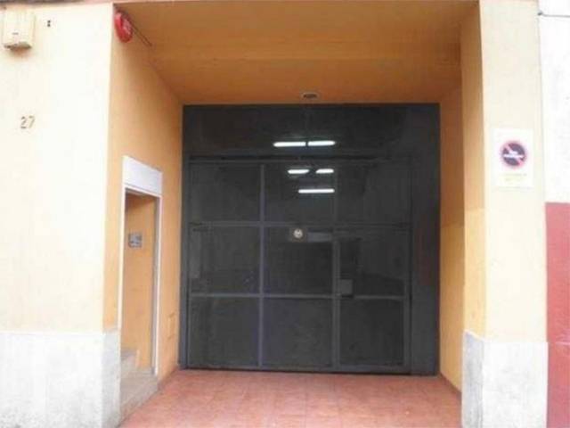 Garaje en Alquiler en Carrer de la Unió, 27 en La Geltrú - Sant Jordi
